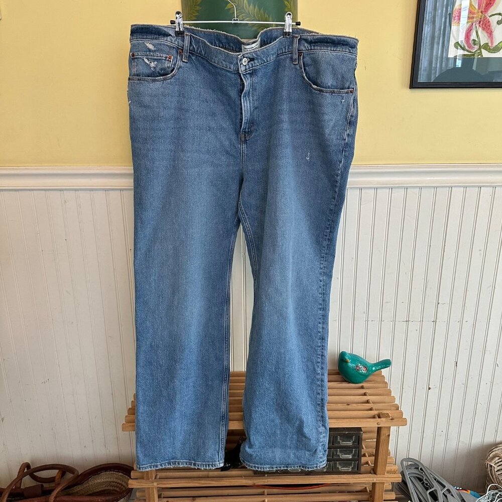 Abercrombie & Fitch 90s Relaxed High Rise Jeans 22 Distressed Light Wash Deni
